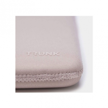 Preview: TRUNK Neopren Sleeve für MacBook Air 13" (M2/M3/M4), warm rose